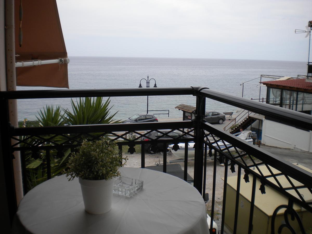 Ενοικιαζόμενα Δωμάτια "Pelion Plaza" Agios Ioannis  Bagian luar foto